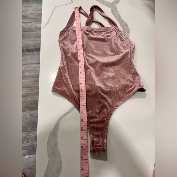 Privacy Please Women’s Mauve Bodysuit from Revolve size Extra‎ Small - Picture 11 of 14